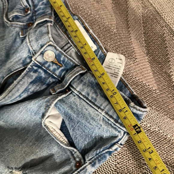 Abercrombie High Rise Mom Jean - Picture 6 of 9